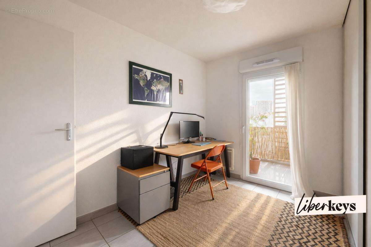 Appartement à MARSEILLE-3E