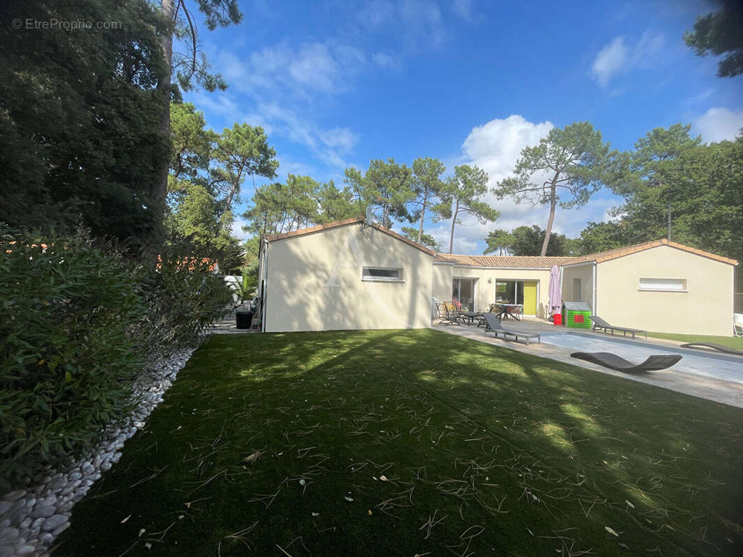 Maison à SAINT-HILAIRE-DE-RIEZ