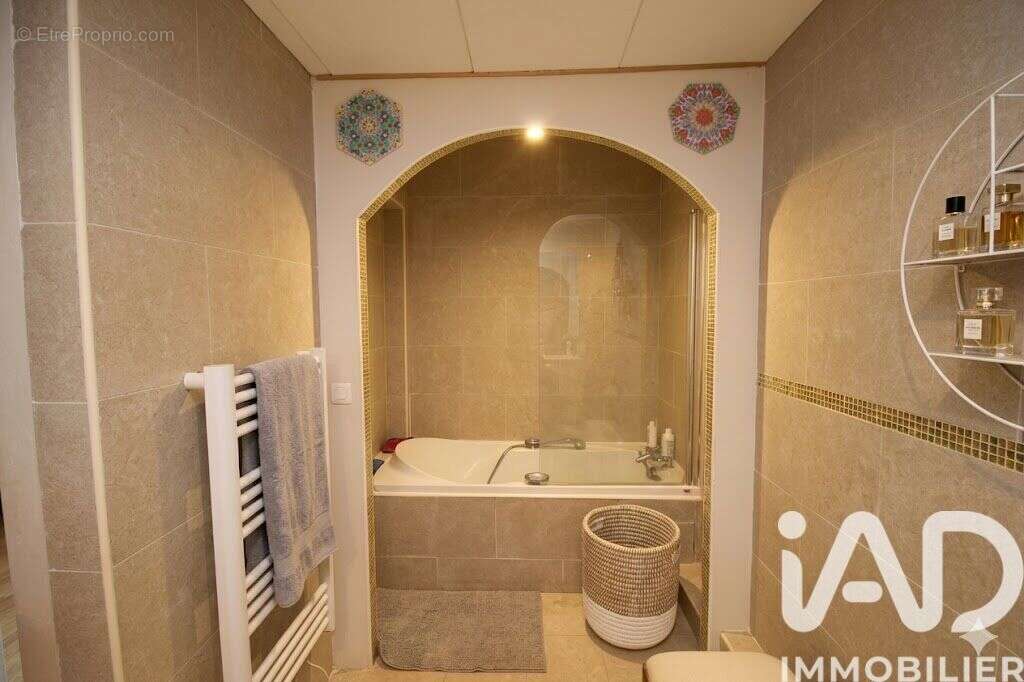 Photo 8 - Appartement à MARSEILLE-6E