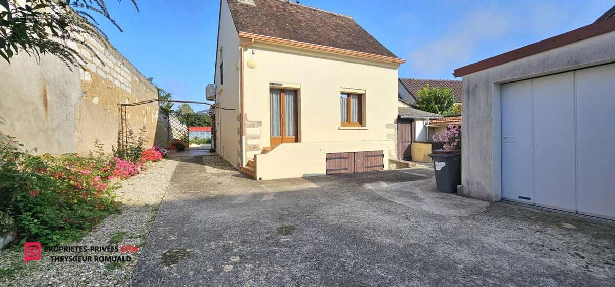 Maison à SAINT-CLEMENT