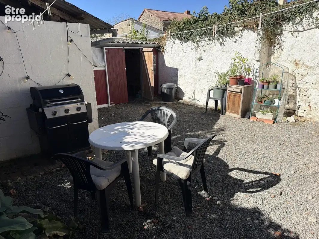 À la périphérie d'une ville animée, maison de deux chambres - photo 2