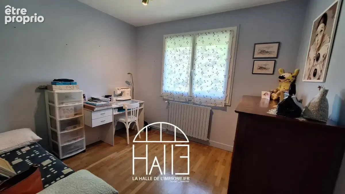 Maison 97 m² à Saint-Junien  - photo 7