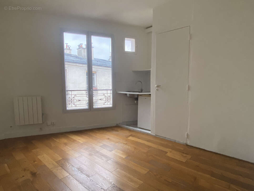 Appartement à PARIS-11E