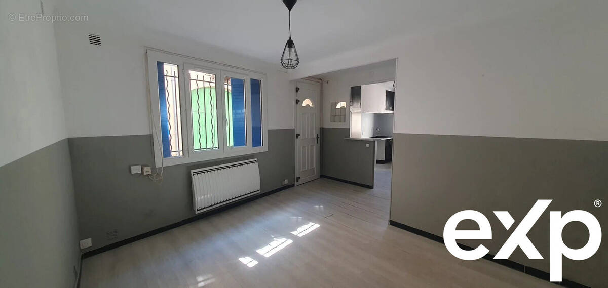 Maison à CORNEILHAN