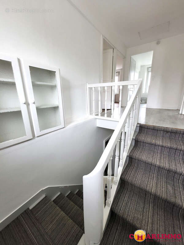 Maison à SAINT-JUNIEN