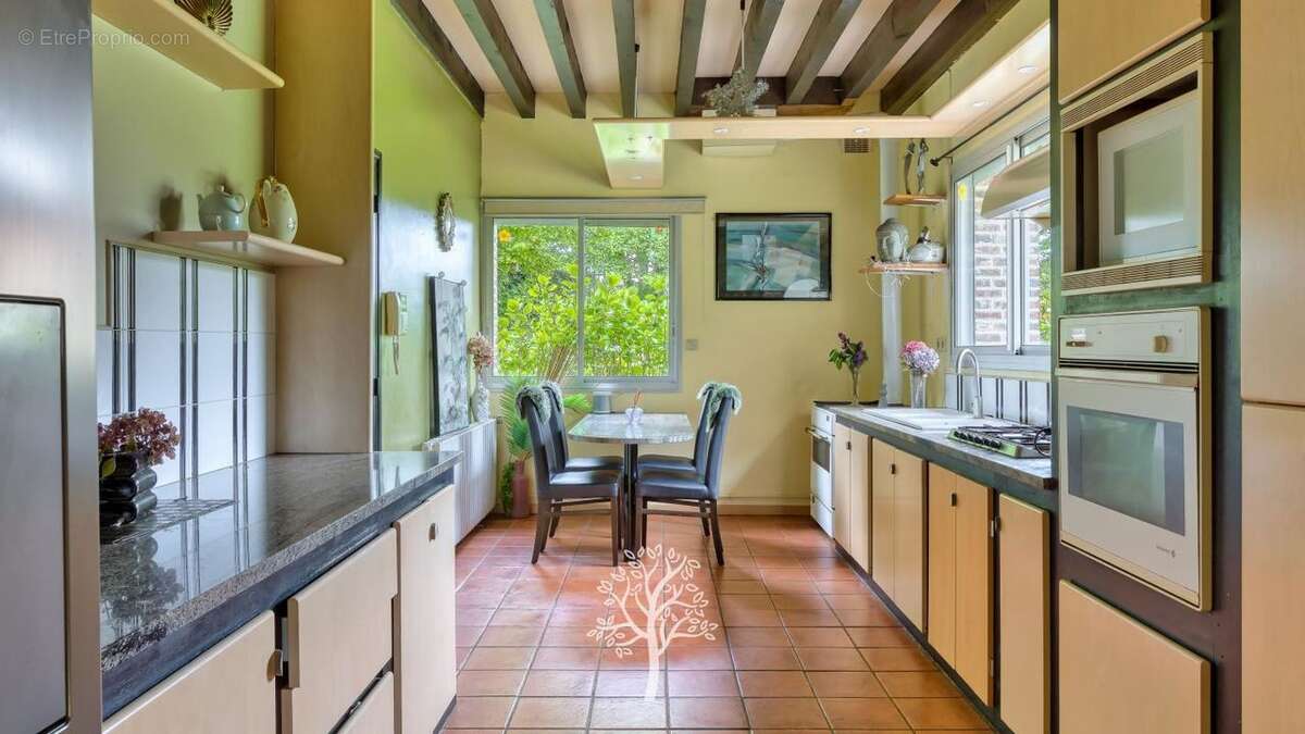 Maison 190 m² à Saint-Denis-D'aclon  - photo 646