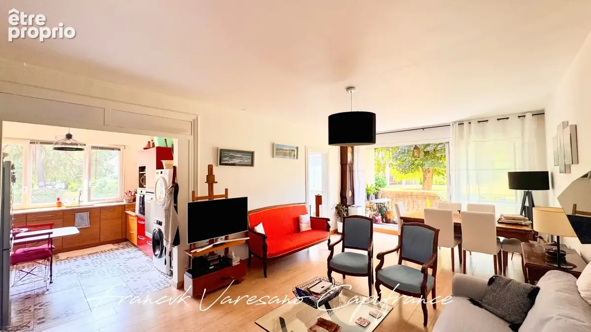 Appartement à NOISY-LE-ROI