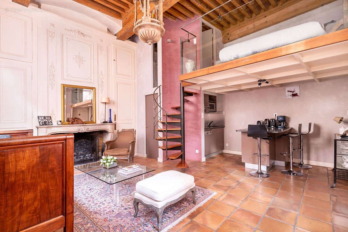 Appartement à LYON-5E