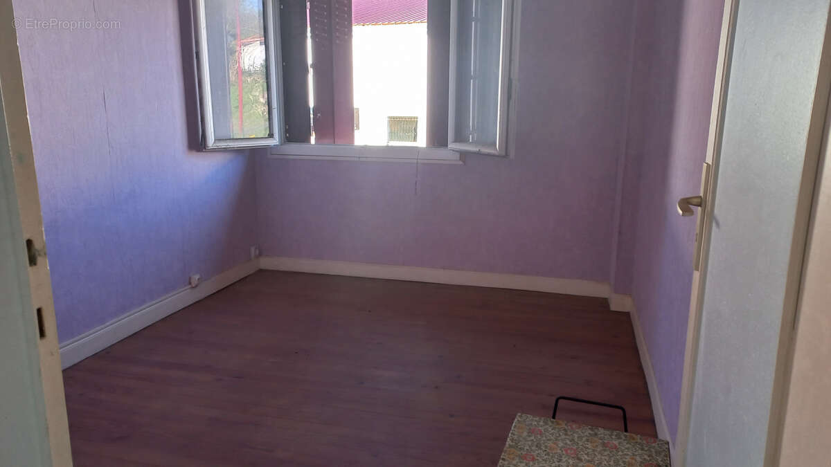 Appartement à AMENDEUIX-ONEIX