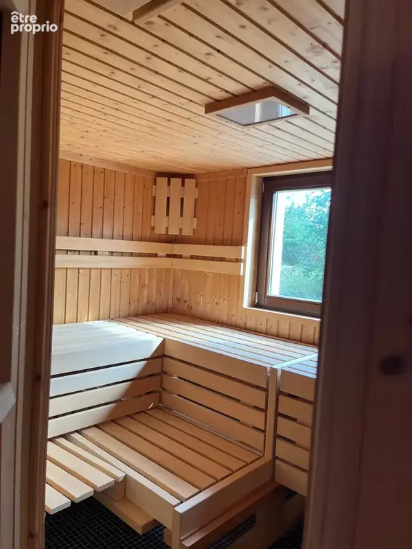 Maison mitoyenne,134m2 6 pièces située dans un quartier calme de Wissembourg - photo 7