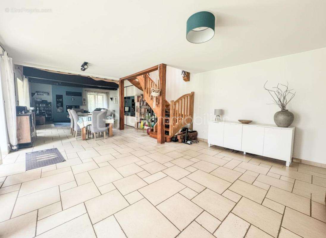 Maison à PIRE-SUR-SEICHE