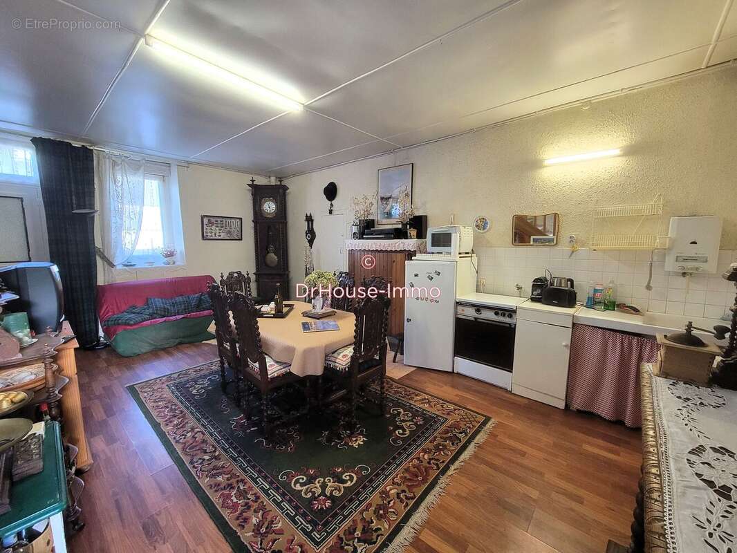 Maison à LE VIVIER-SUR-MER