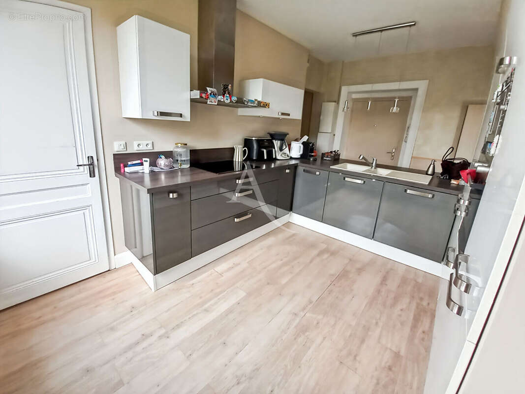 Appartement à BOIS-GUILLAUME