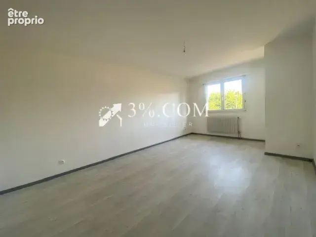 3%.COM Appartement F2 avec balcon et cave INVESTISSEUR - photo 3