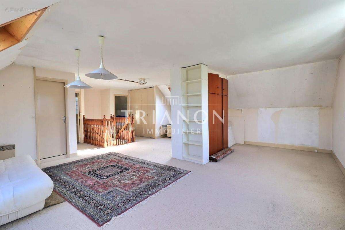 Maison à VILLIERS-SAINT-FREDERIC