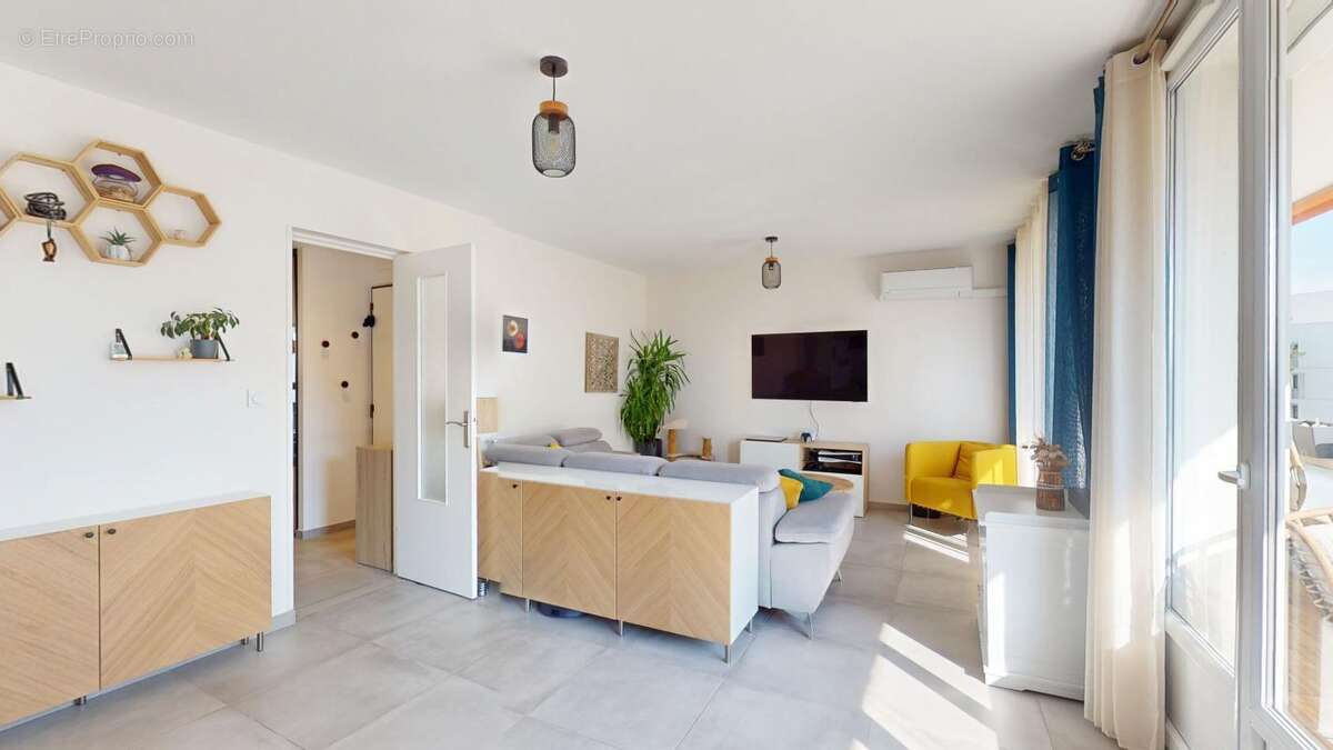 Appartement à LYON-5E