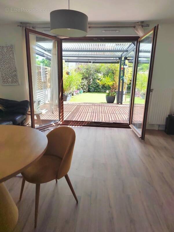Appartement à IVRY-SUR-SEINE