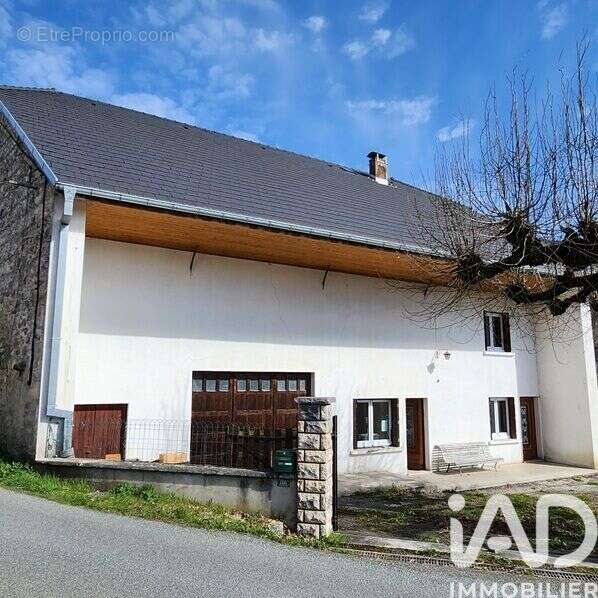 Photo 4 - Maison à CHAMPAGNE-EN-VALROMEY