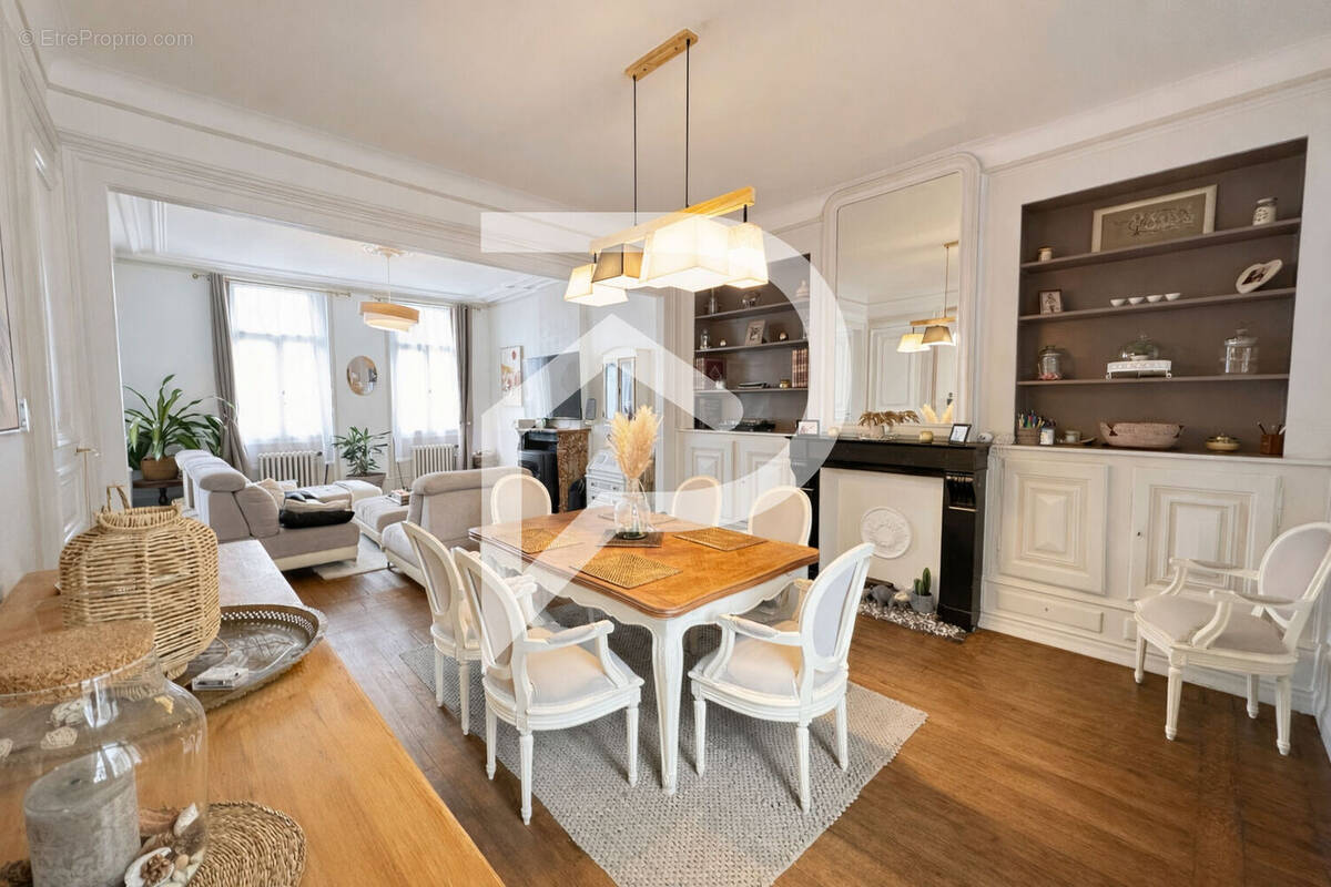 Maison à LE CATEAU-CAMBRESIS