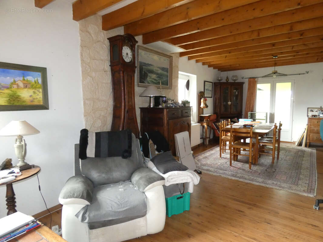 Maison à CAZATS