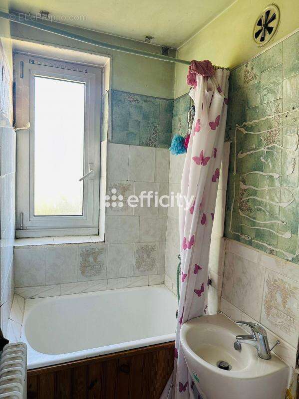 Appartement à EPINAY-SUR-SEINE