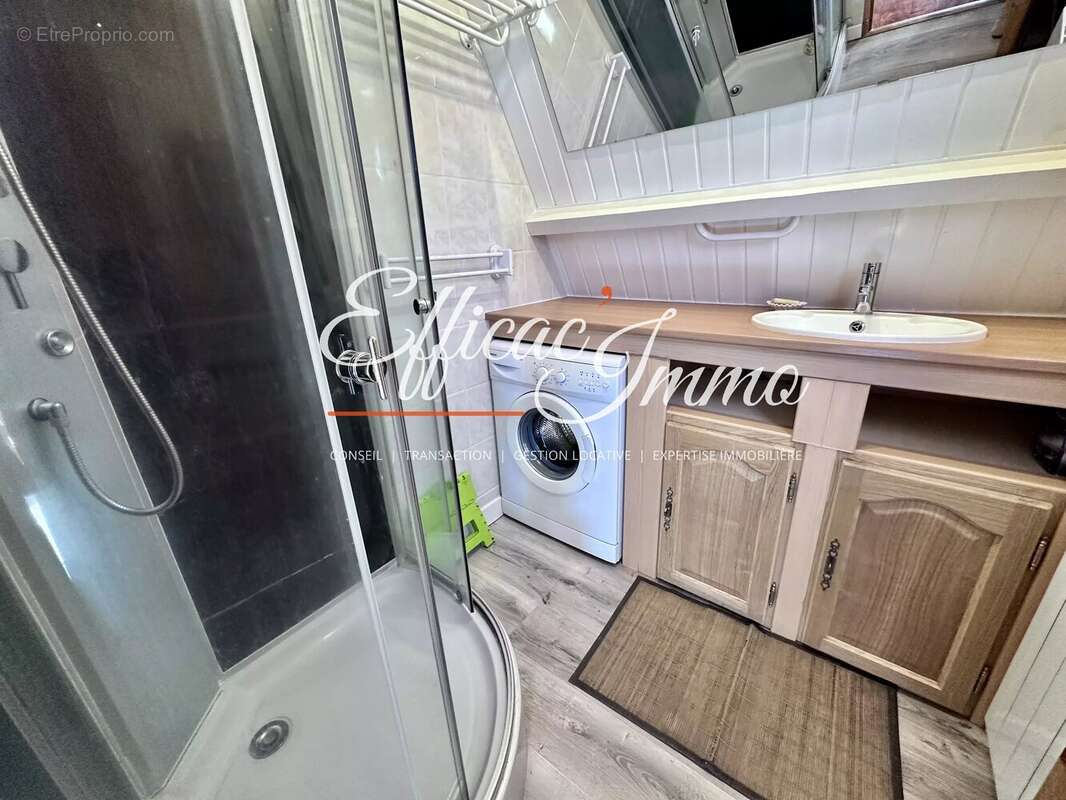 Les angles – chalet 4 faces – 90 m² – terrain de 1 185 m² – vue lac de matemale – vendu meublé - photo 14