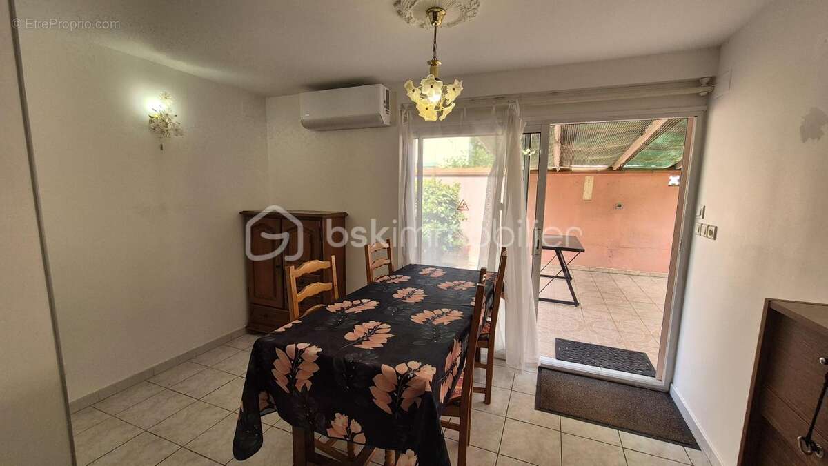 A vendre maison trois faces de 111m² sur terrain de 400m² dont 200m² constructible a saint laurent de la salanque - trois chambr - photo 8