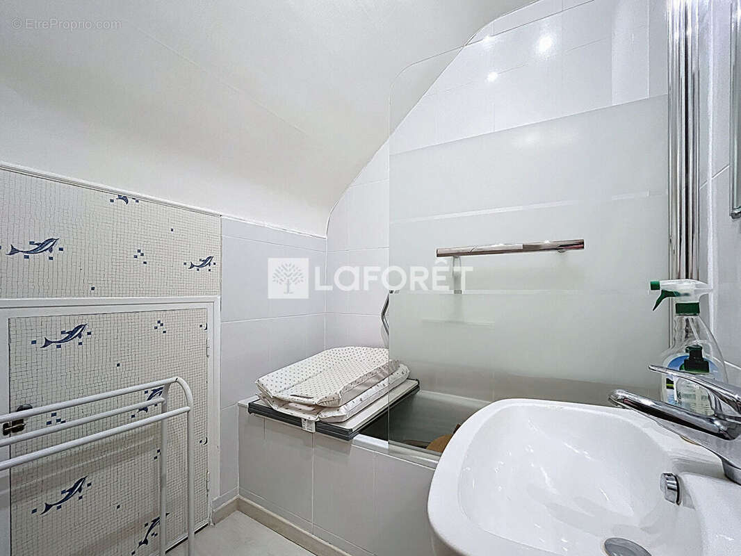 Maison à SAINT-GEORGES-DES-GROSEILLERS