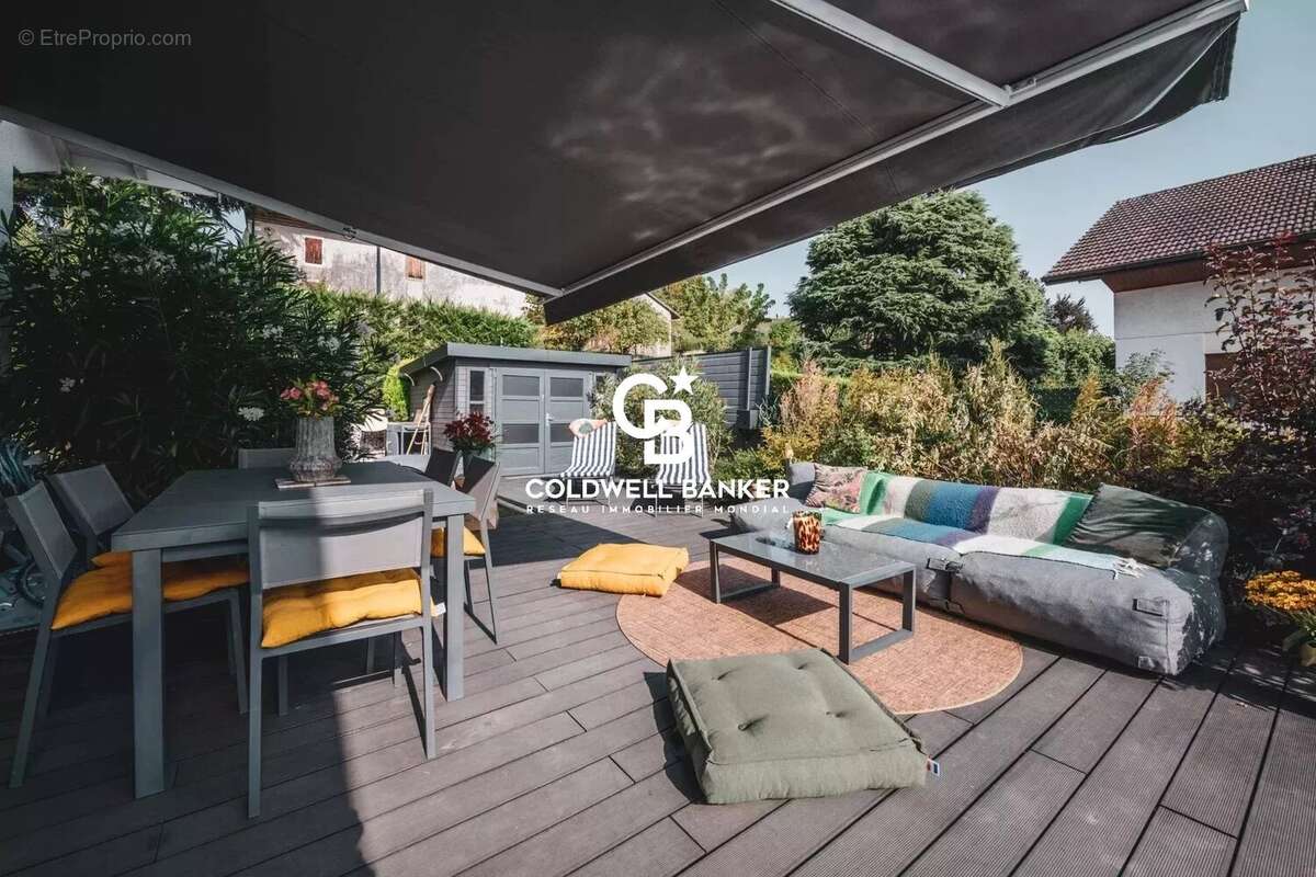 Maison à VETRAZ-MONTHOUX