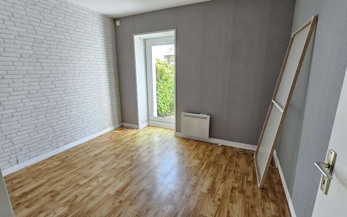 Maison de campagne habitable immédiatement avec ses combles - photo 8