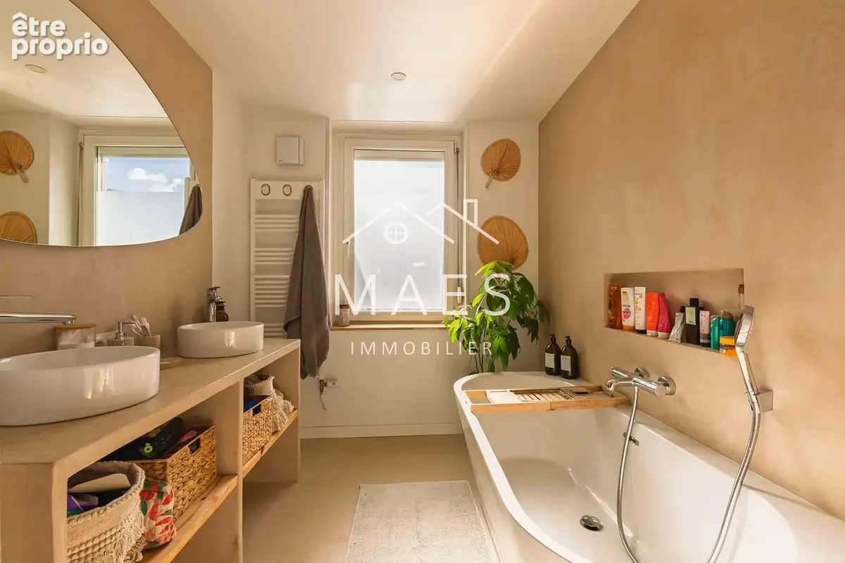 LOMPRET - Charmante maison avec 3 chambres, bureau et jardin - photo 10