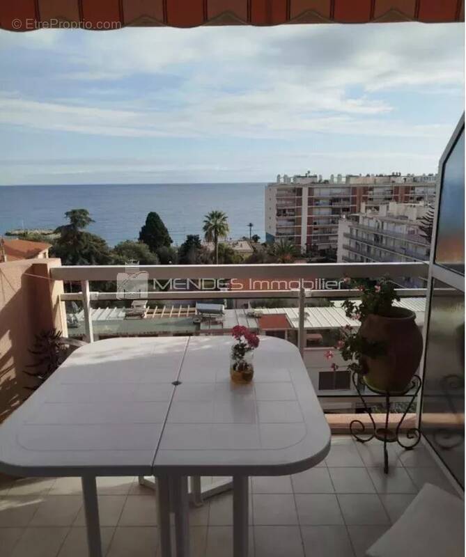 Appartement à ROQUEBRUNE-CAP-MARTIN