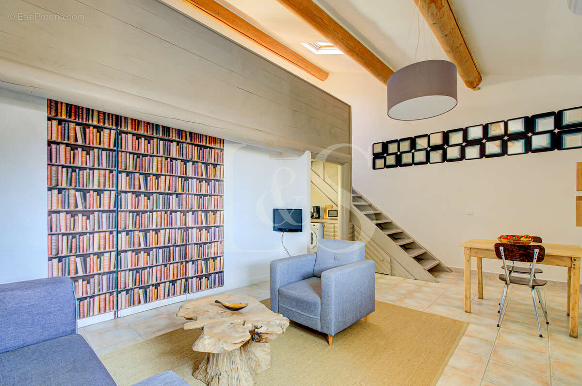 Maison à SARRIANS