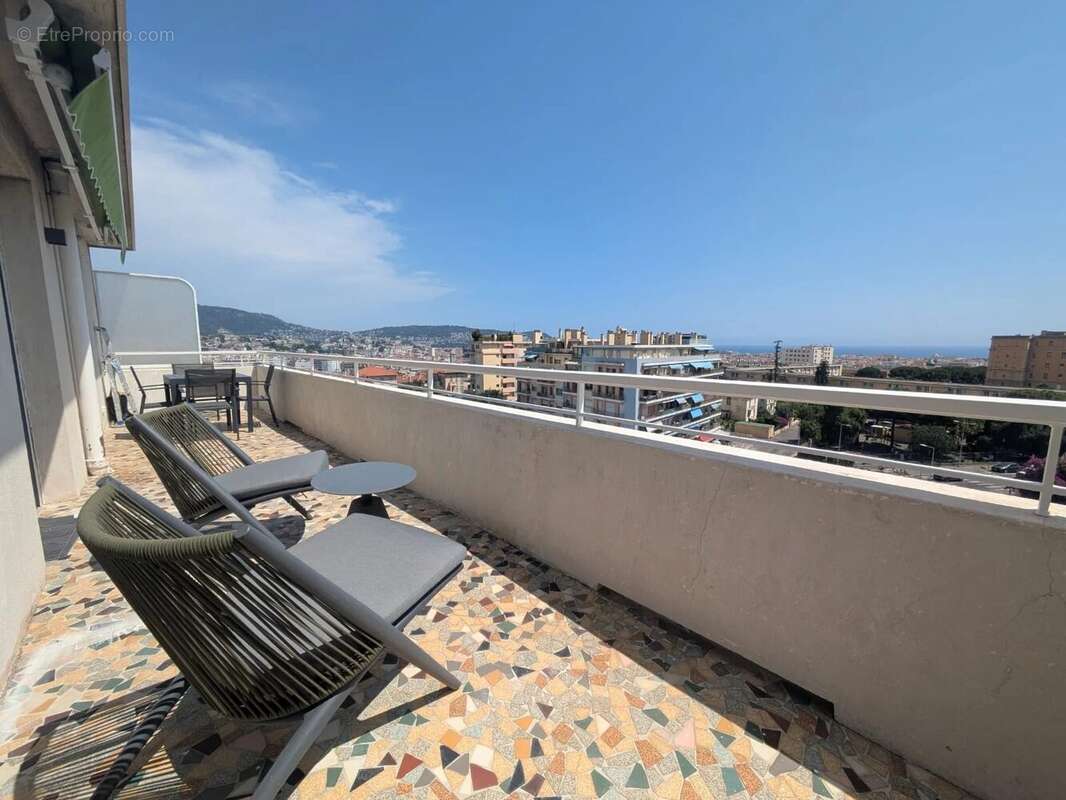 Appartement à NICE