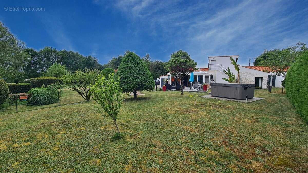 Photo 6 - Maison à SAINT-CHRISTOPHE-DU-LIGNERON