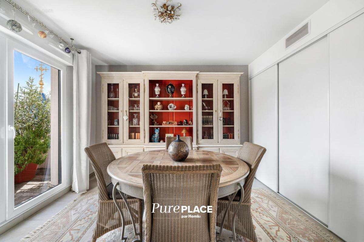 Appartement à MENTON