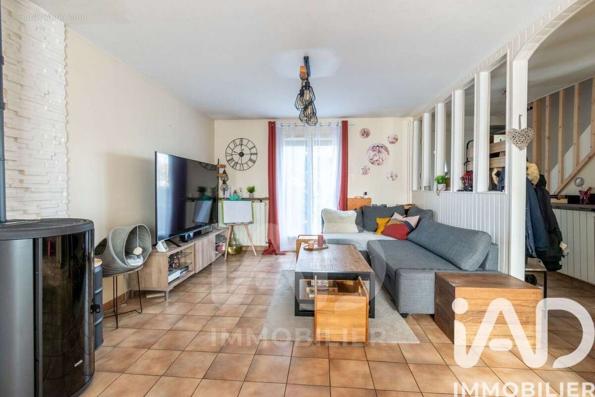 Photo 7 - Maison à EPONE