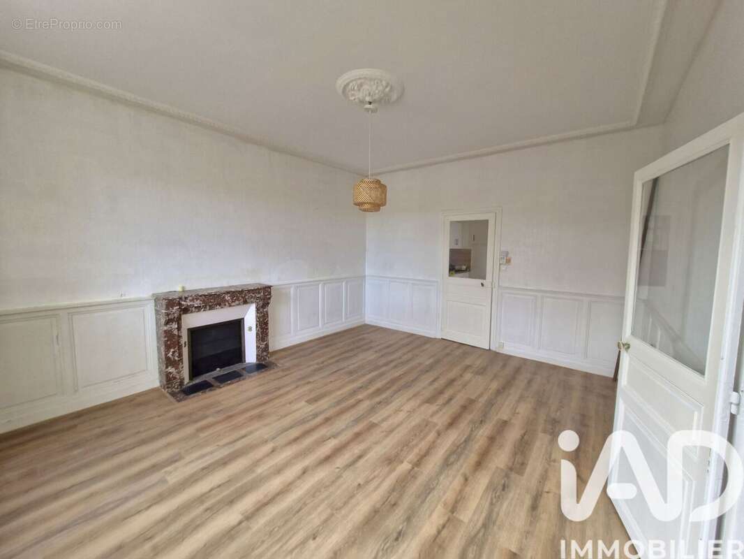 Photo 3 - Maison à SAINT-JUNIEN