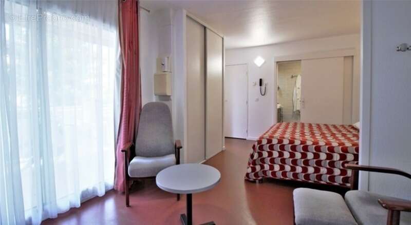 Appartement T2 dans centre ville de dax à côté des cures dans résidence de tourisme classée - photo 18