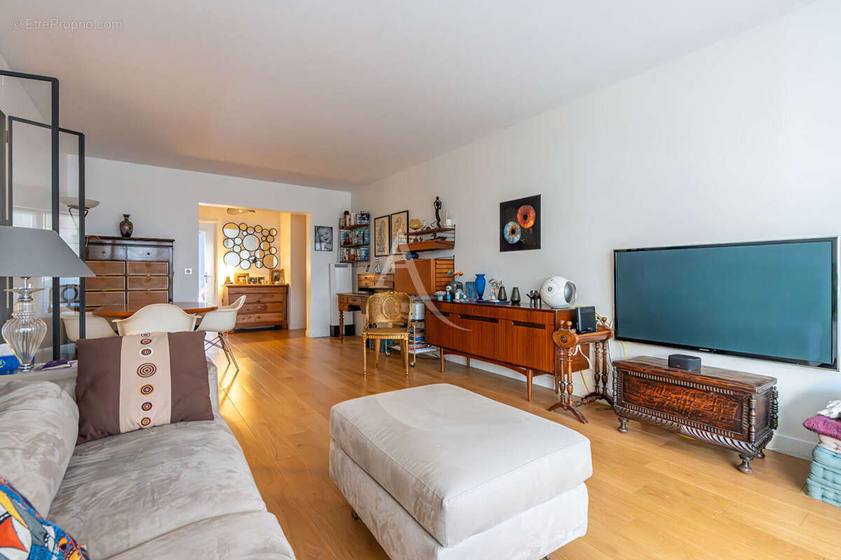 Appartement à PARIS-12E