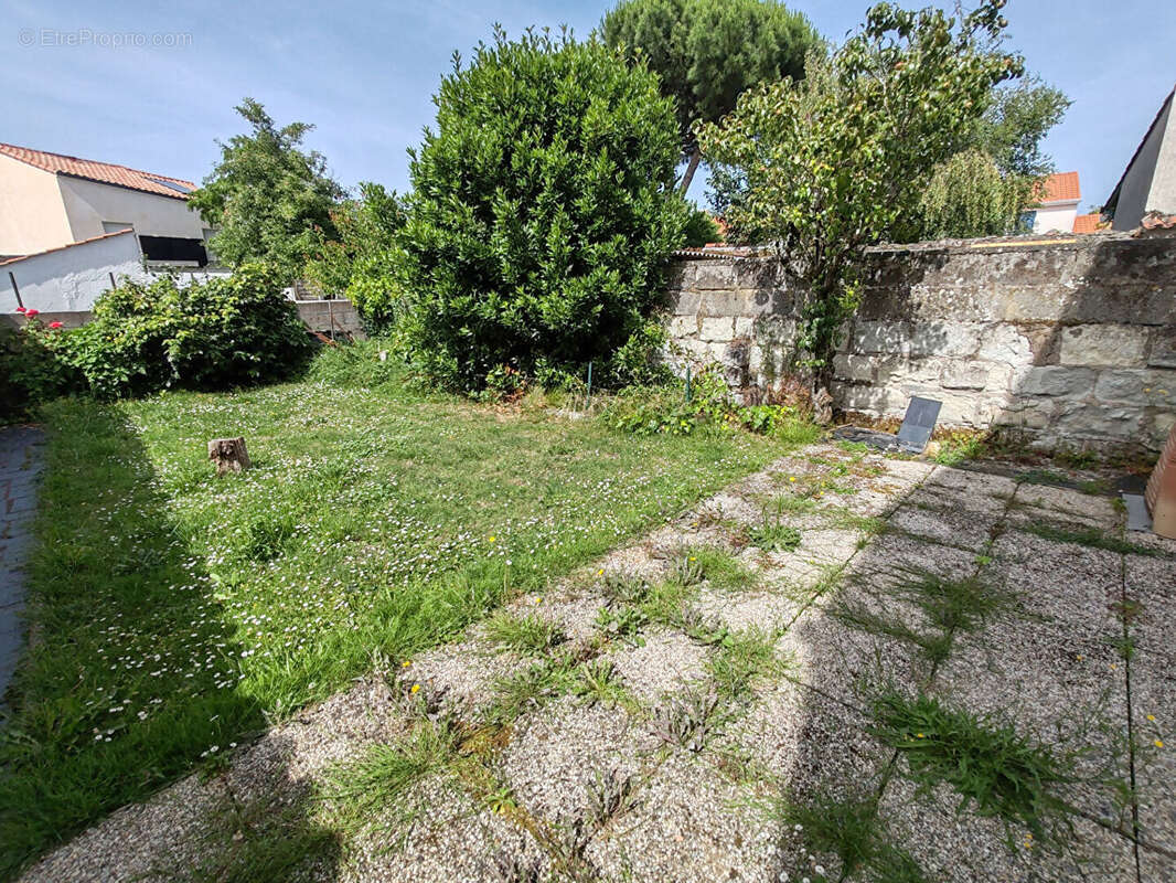 Maison T4 REZE - photo 6