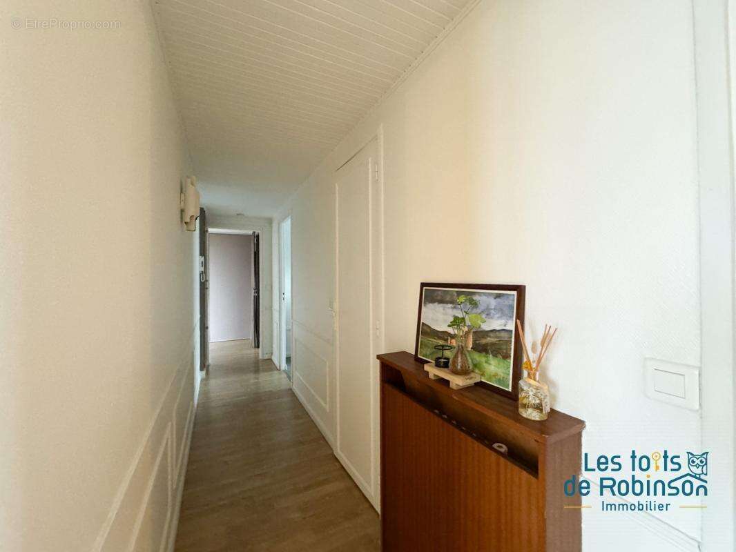 Appartement à LE PLESSIS-ROBINSON
