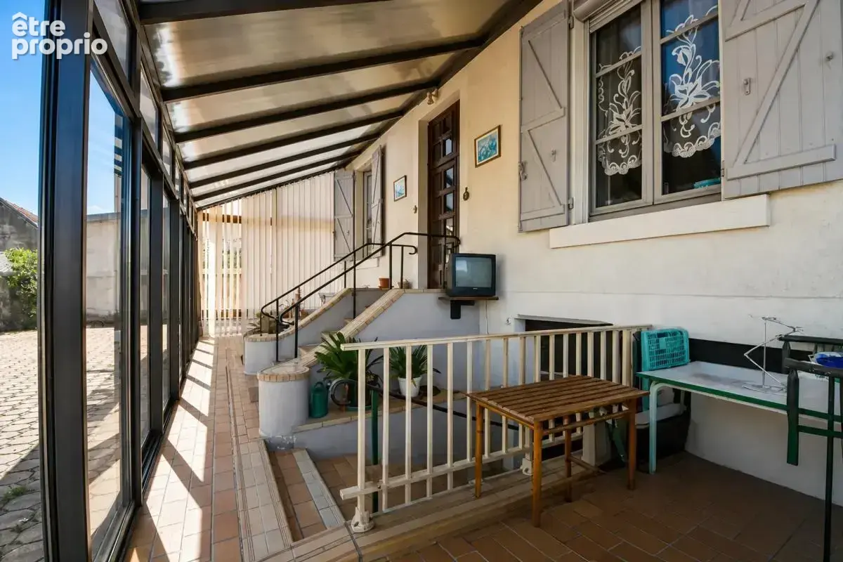 Maison Bourgeoise de 8 pièces de 185 m² à Châteaumeillant - photo 20