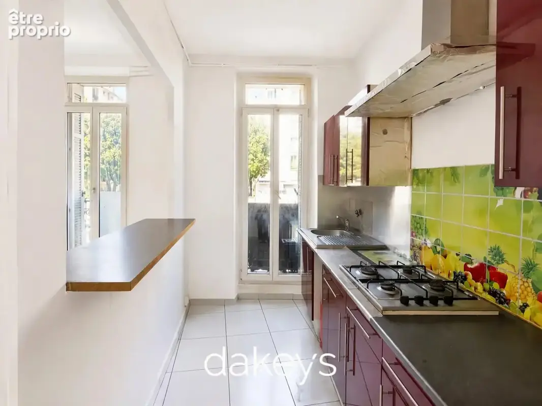 T2 41 m2 St Just  - Idéal Investisseur - Déficit foncier - photo 3