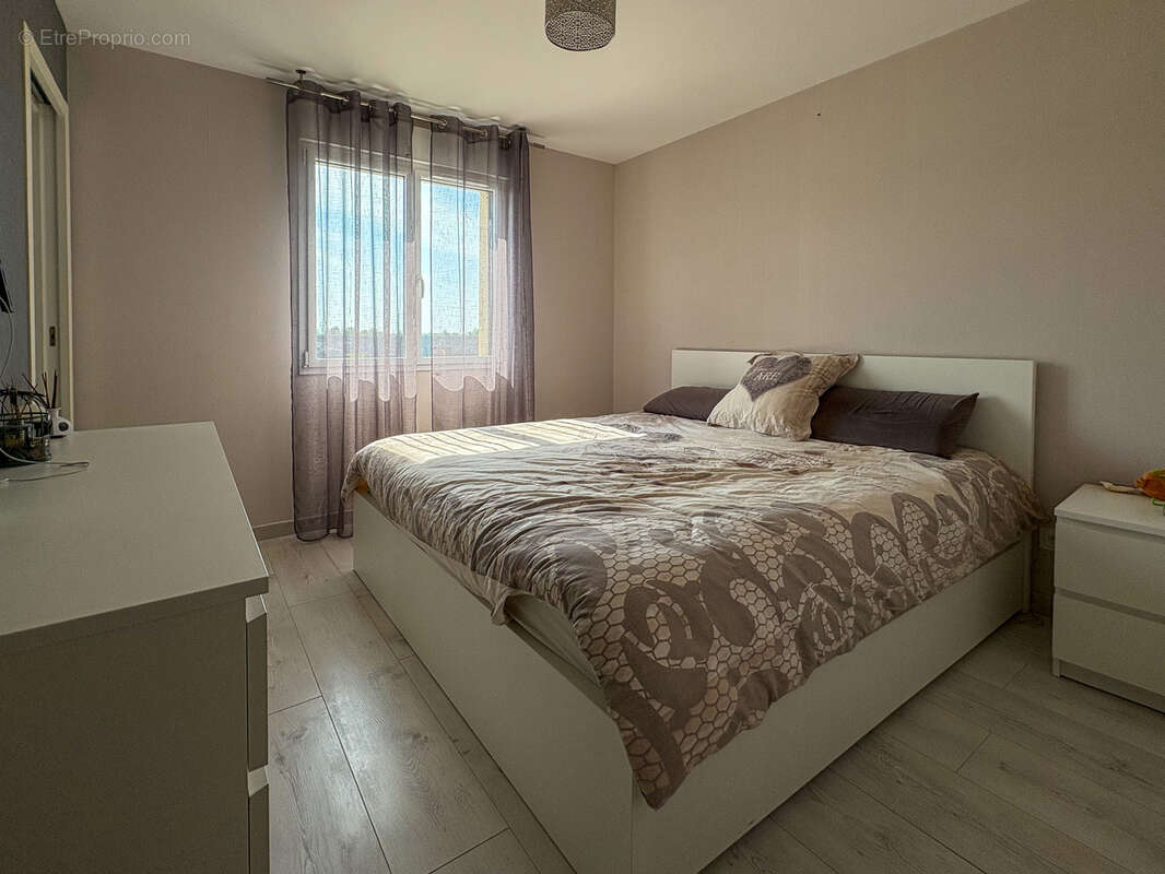 Maison à MARTRES-SUR-MORGE