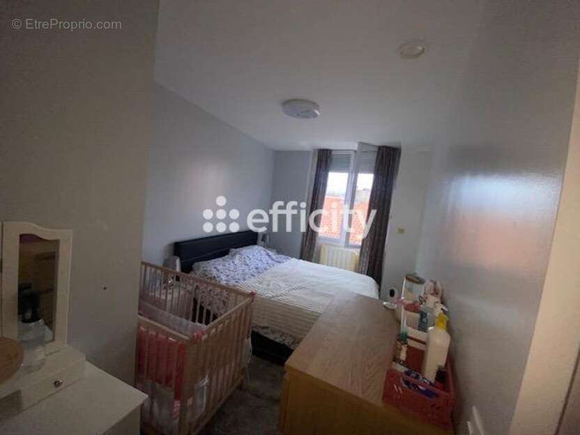 Maison à SAINT-JUST-MALMONT