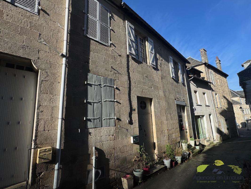 Appartement à TREIGNAC