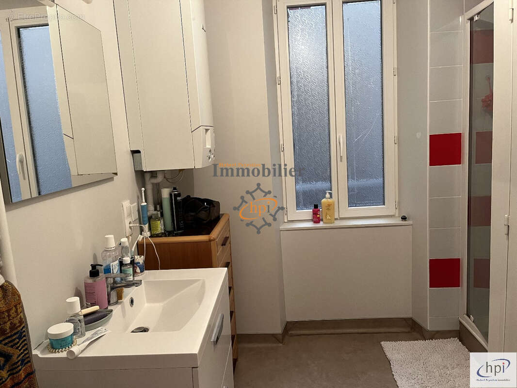 Appartement à SAINT-AFFRIQUE