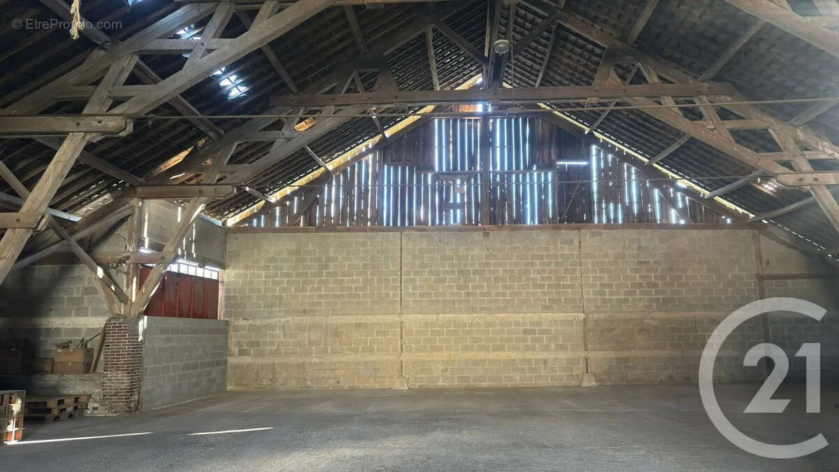 Maison à CHAMPIGNY-LA-FUTELAYE