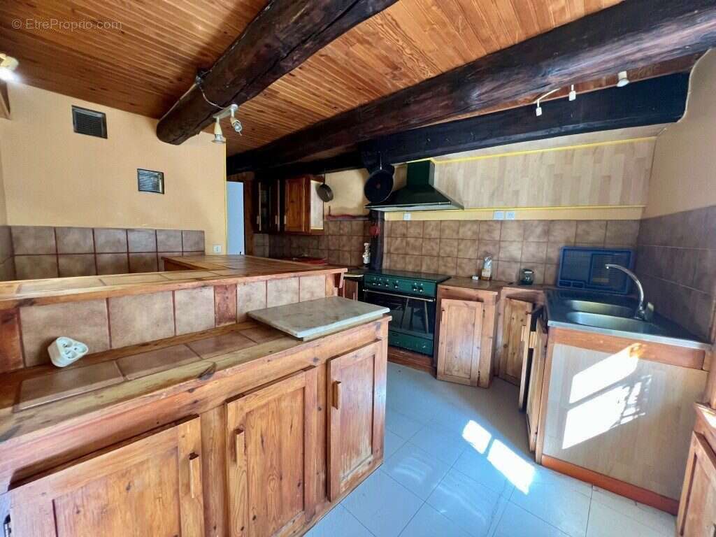 Maison 137 m² à Chateauneuf-De-Randon  - photo 4
